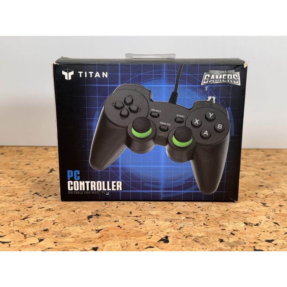 PC Gaming Controller Wired/360 Degree Joysticks‎ Titan Gamers black